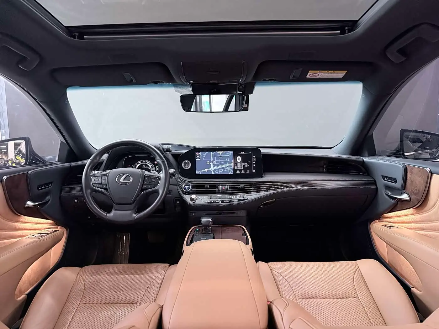 Lexus LS 2022 — Şəkil 13/20