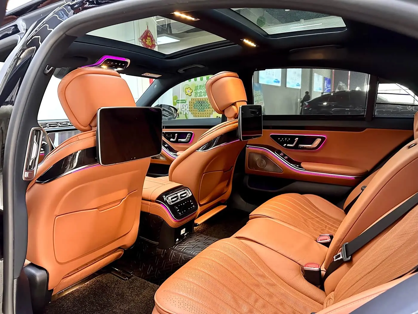 Mercedes-Benz S-Class 2021 — Photo 9/20