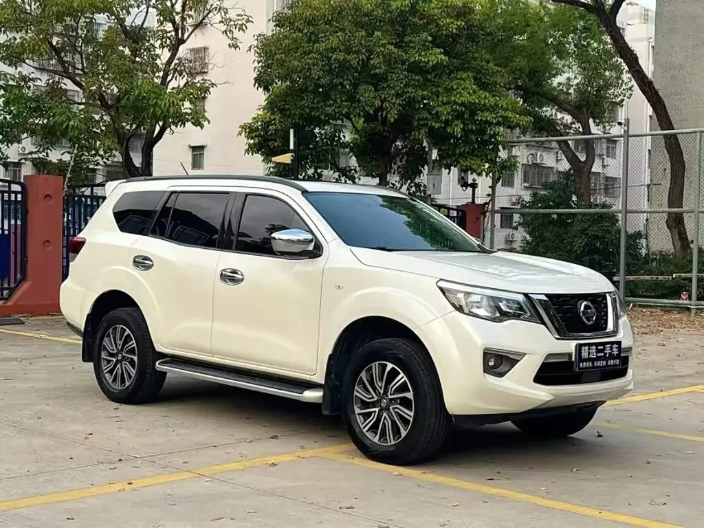 Nissan Terra 2018 — Şəkil 3/9