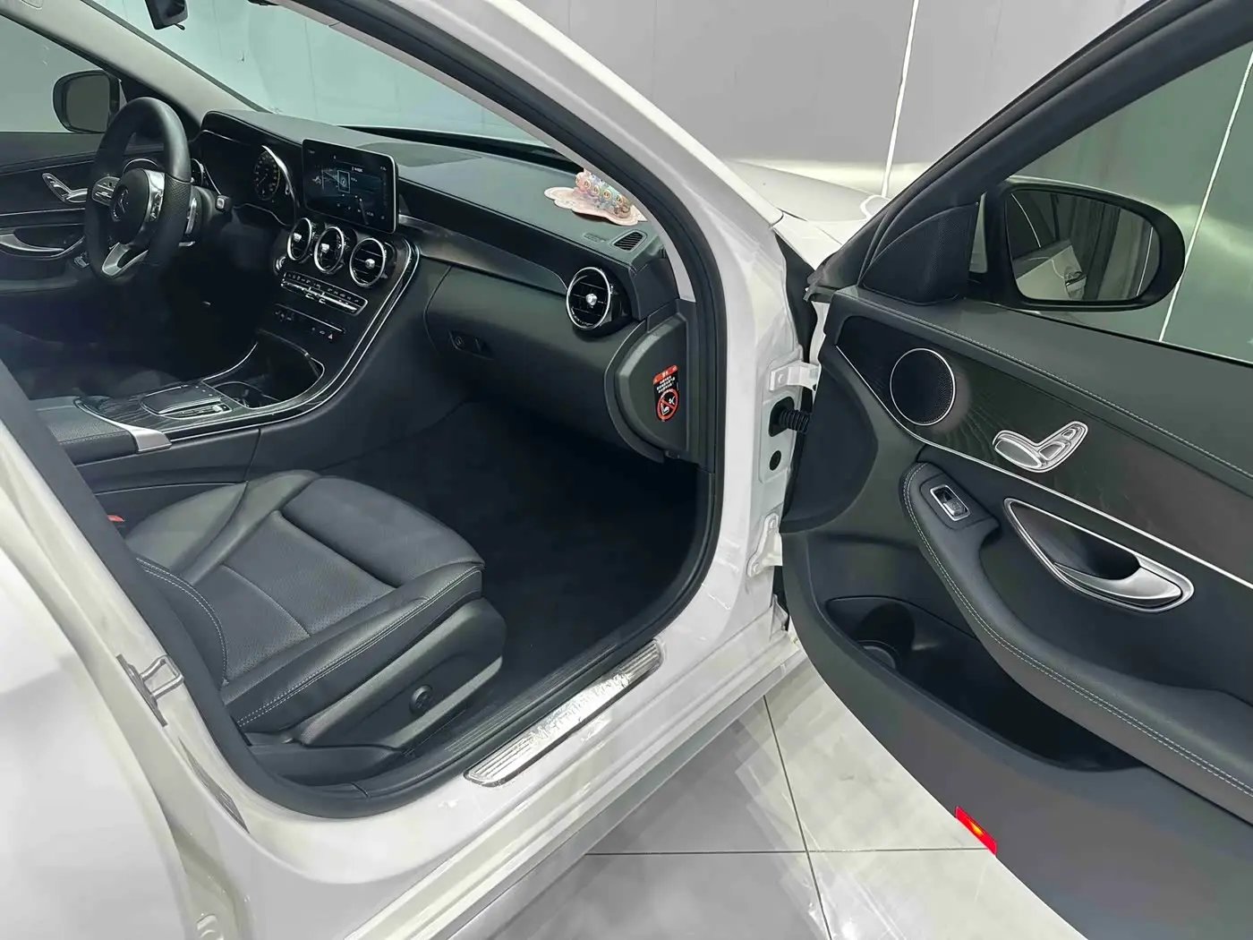 Mercedes-Benz C-Class 2021 — Şəkil 18/20