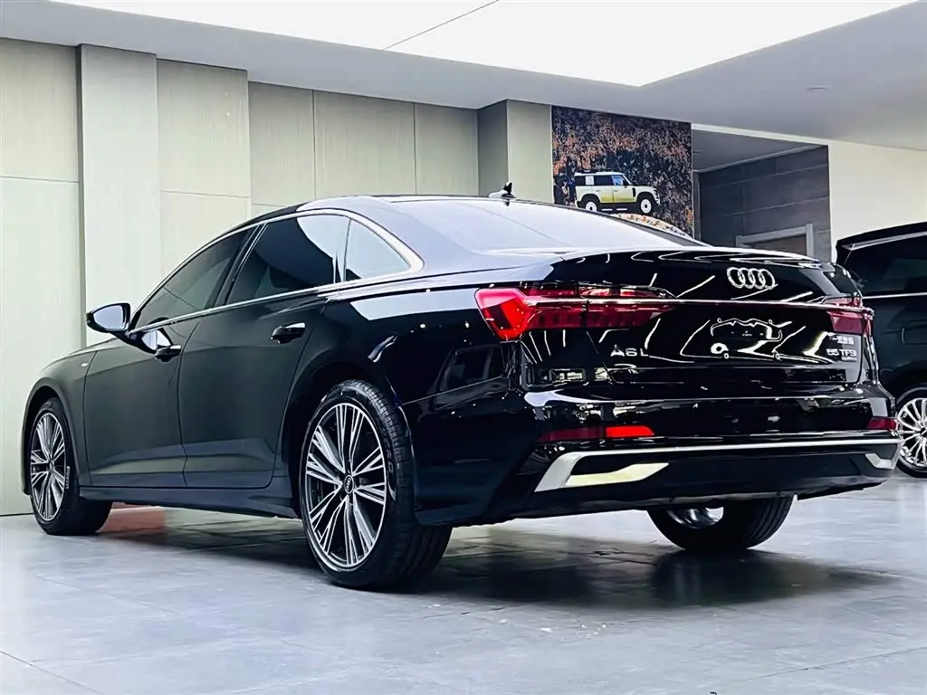 Audi A6L 2025 — Photo 6/15