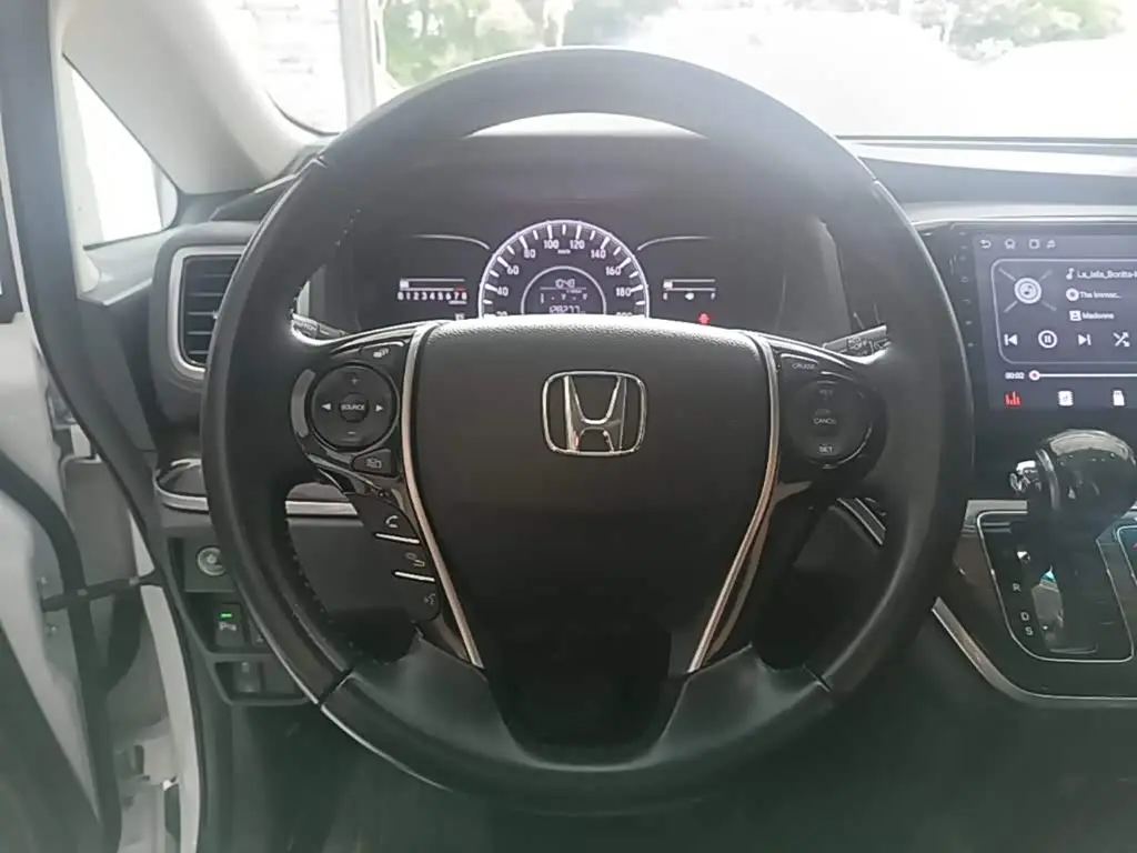 Honda Odyssey 2018 — Photo 11/20