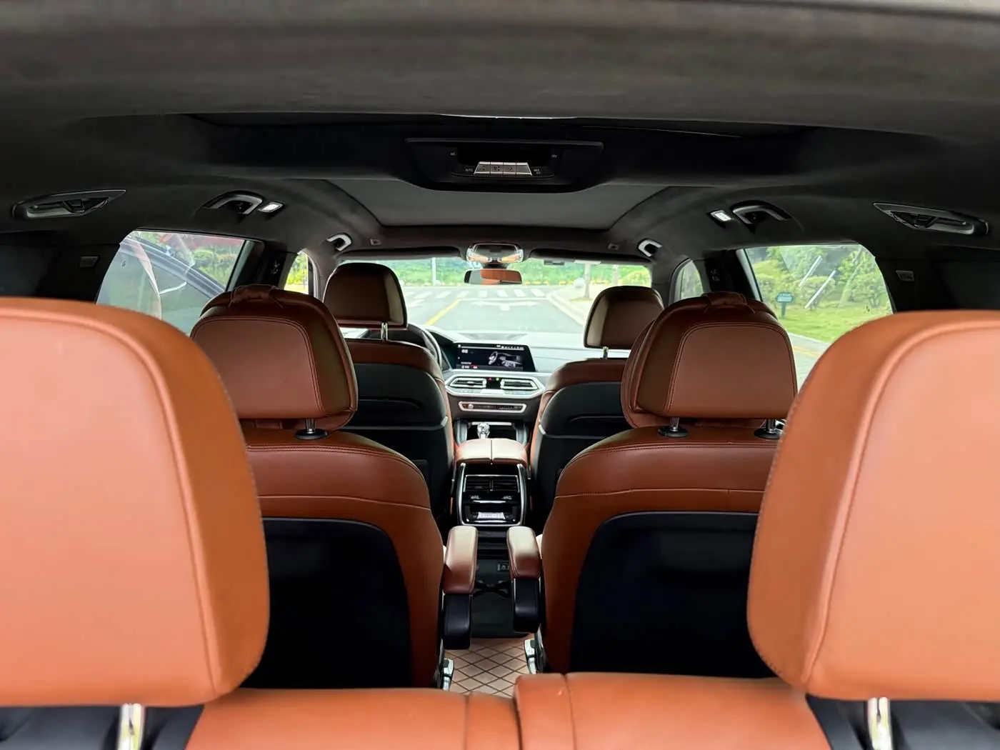 BMW X7 2021 — Фото 7/17