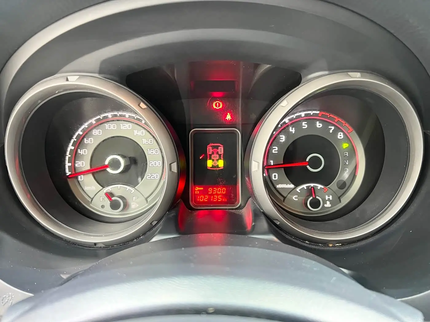 Mitsubishi Pajero 2018 — Photo 18/20