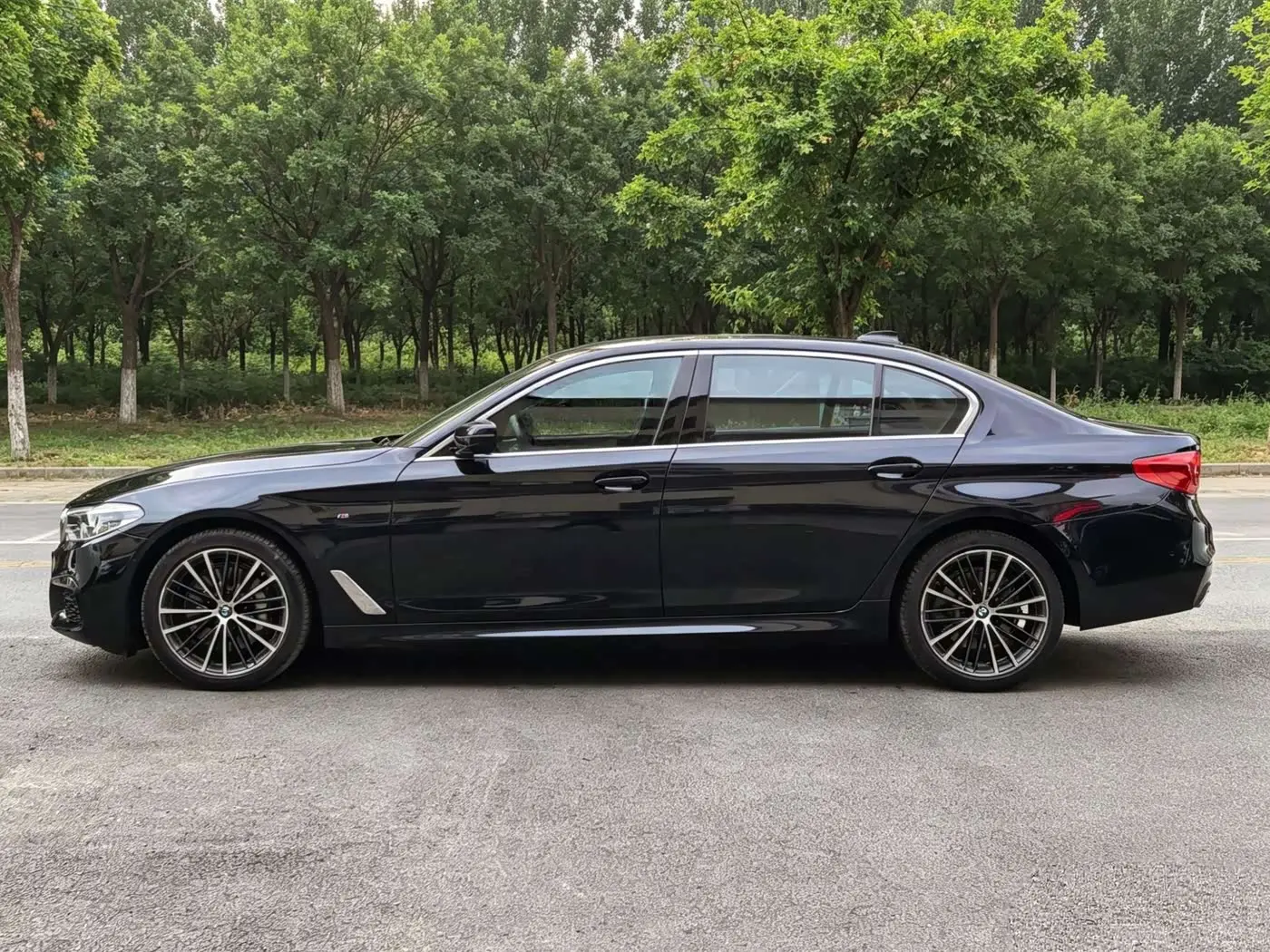 BMW 5 Series 2020 — Photo 3/20