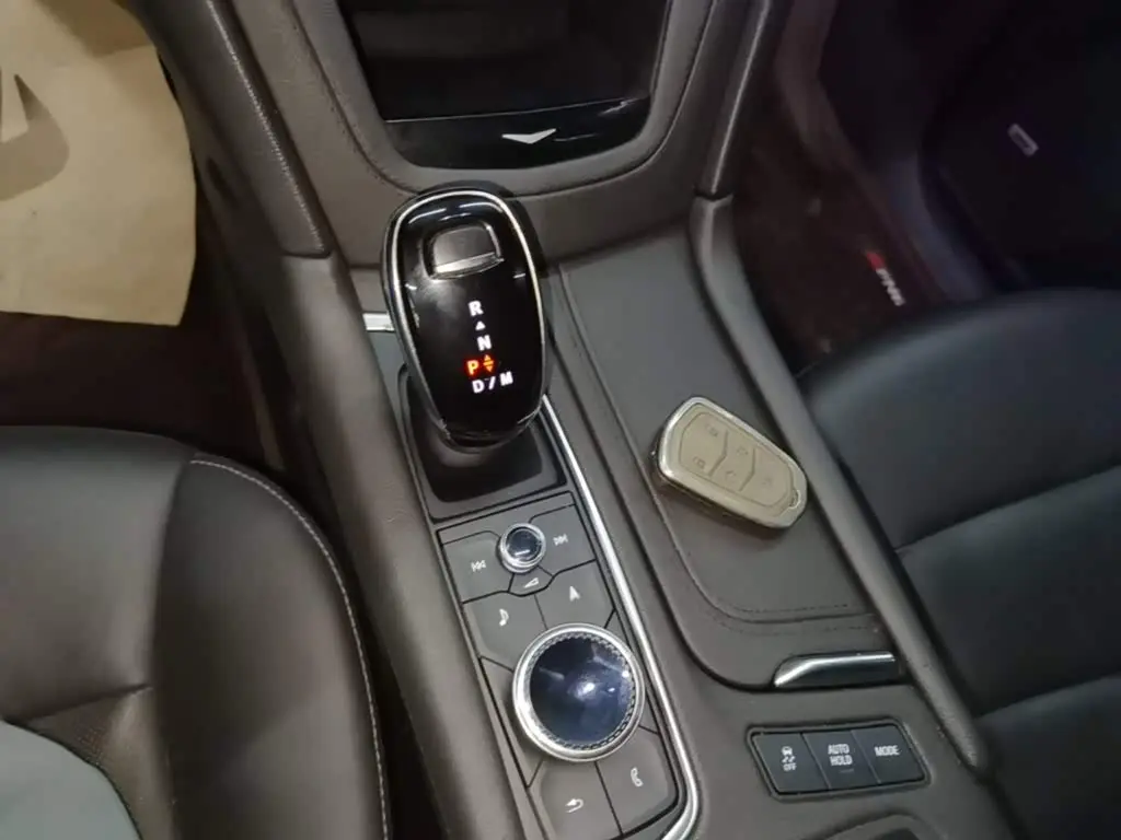 Cadillac XT6 2020 — Photo 13/20