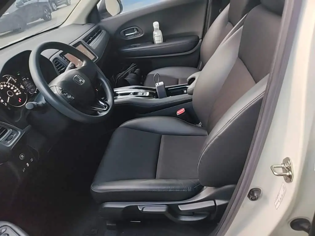 Honda Vezel 2022 — Photo 15/20