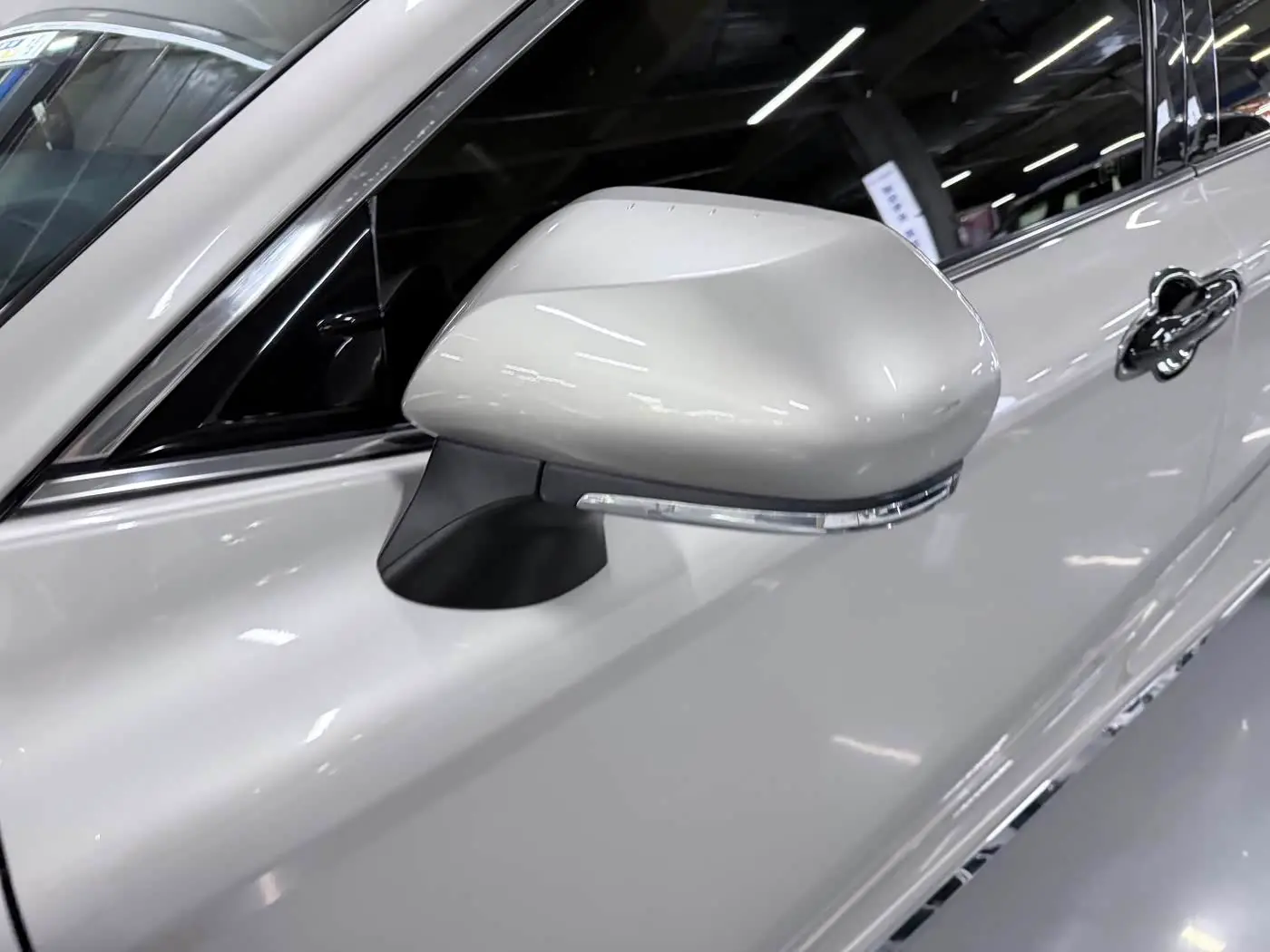 Toyota Camry 2020 — Photo 6/20