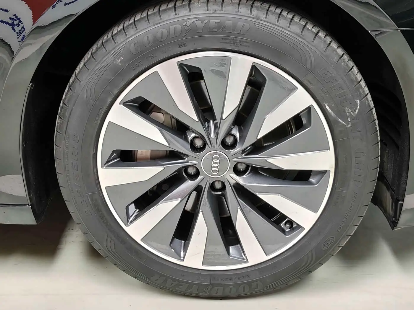 Audi A6L 2019 — Şəkil 17/17