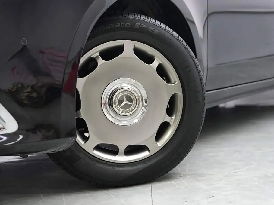 Mercedes-Benz Vito 2021 — Photo 3/17