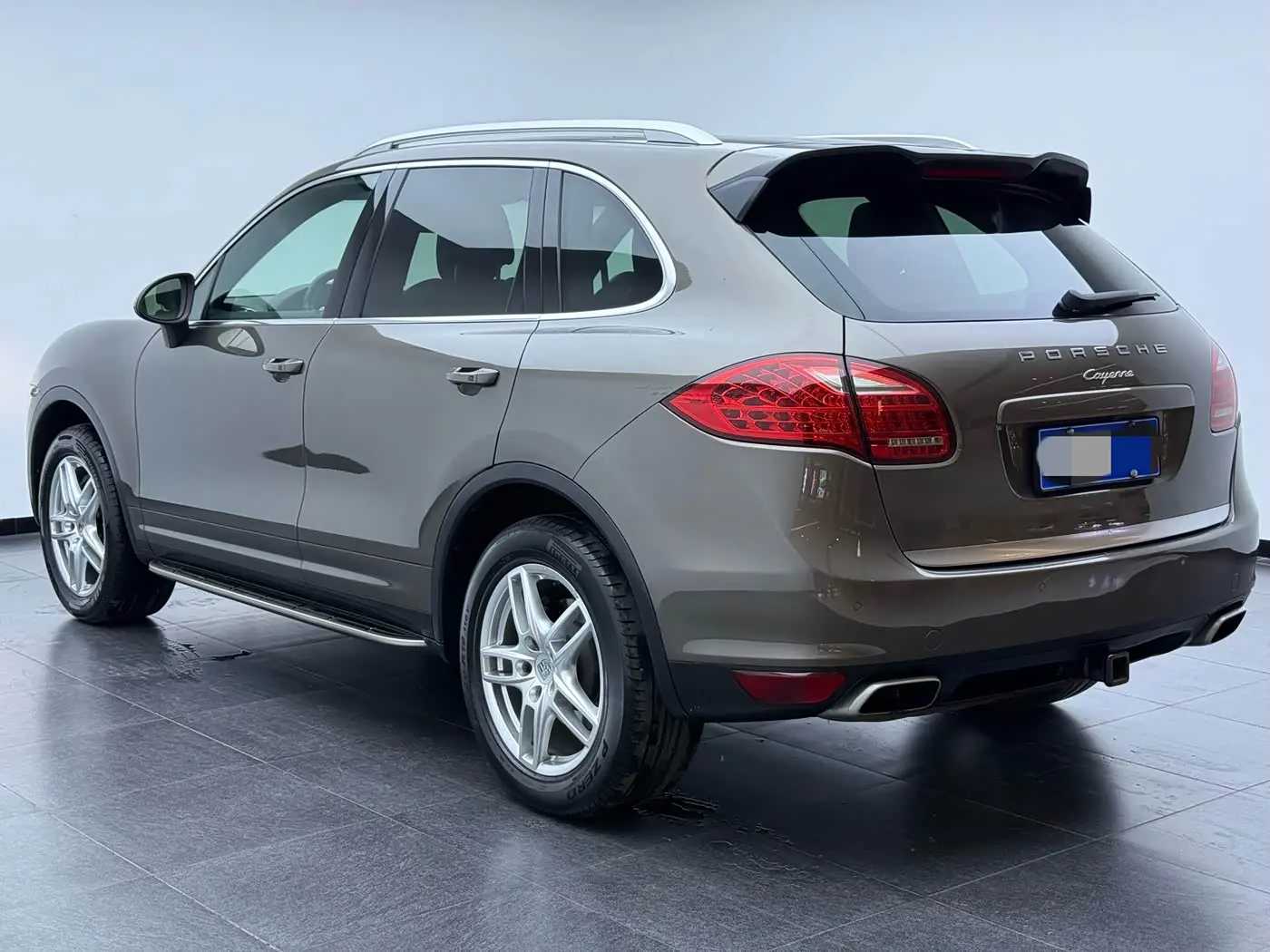 Porsche Cayenne 2014 — Şəkil 17/19