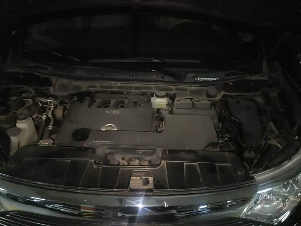 Nissan Quest 2013 — Şəkil 9/15