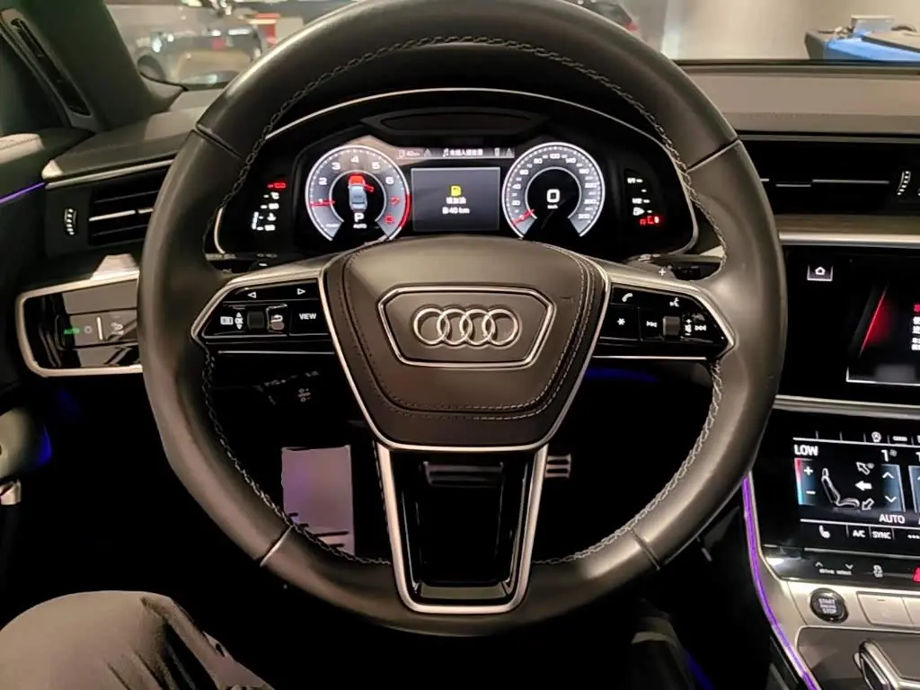 Audi A6L 2024 — Photo 7/20