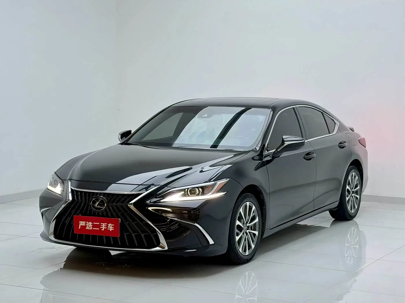 Lexus ES, 2023