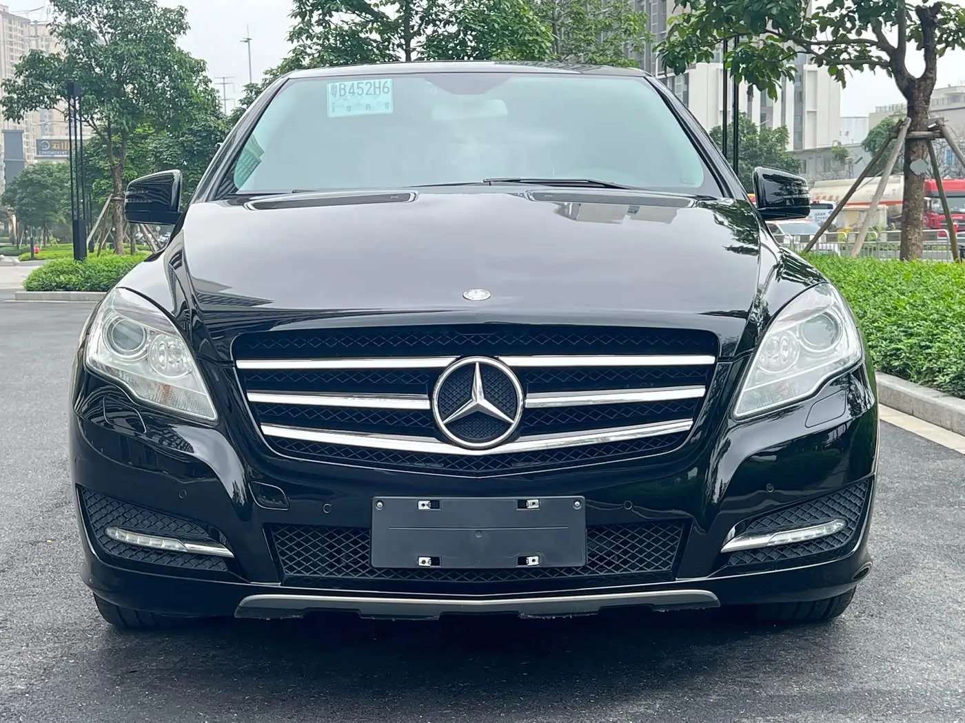 Mercedes-Benz R-Class 2017 — Photo 2/20