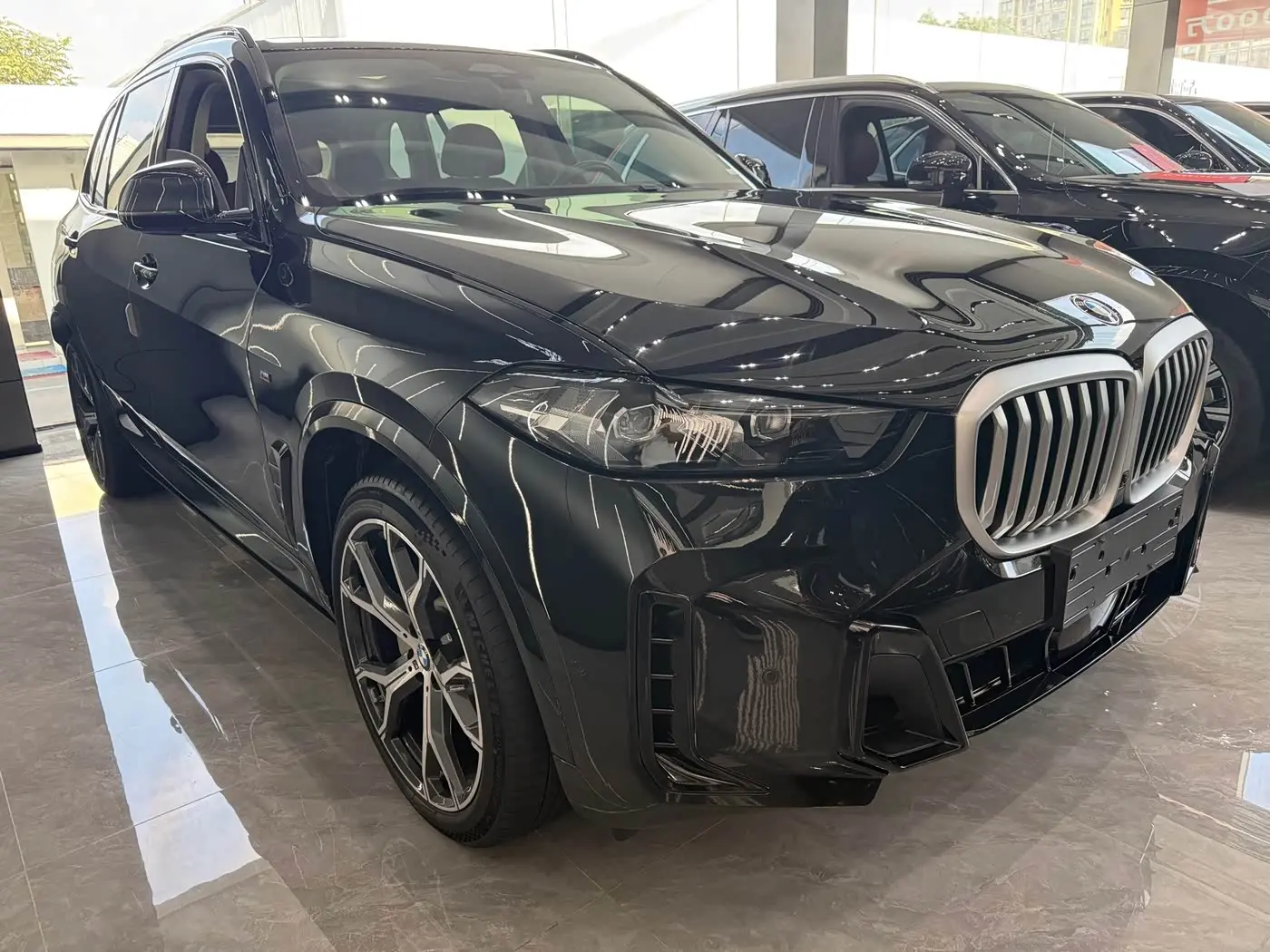 BMW X5 2024 — Фото 3/8