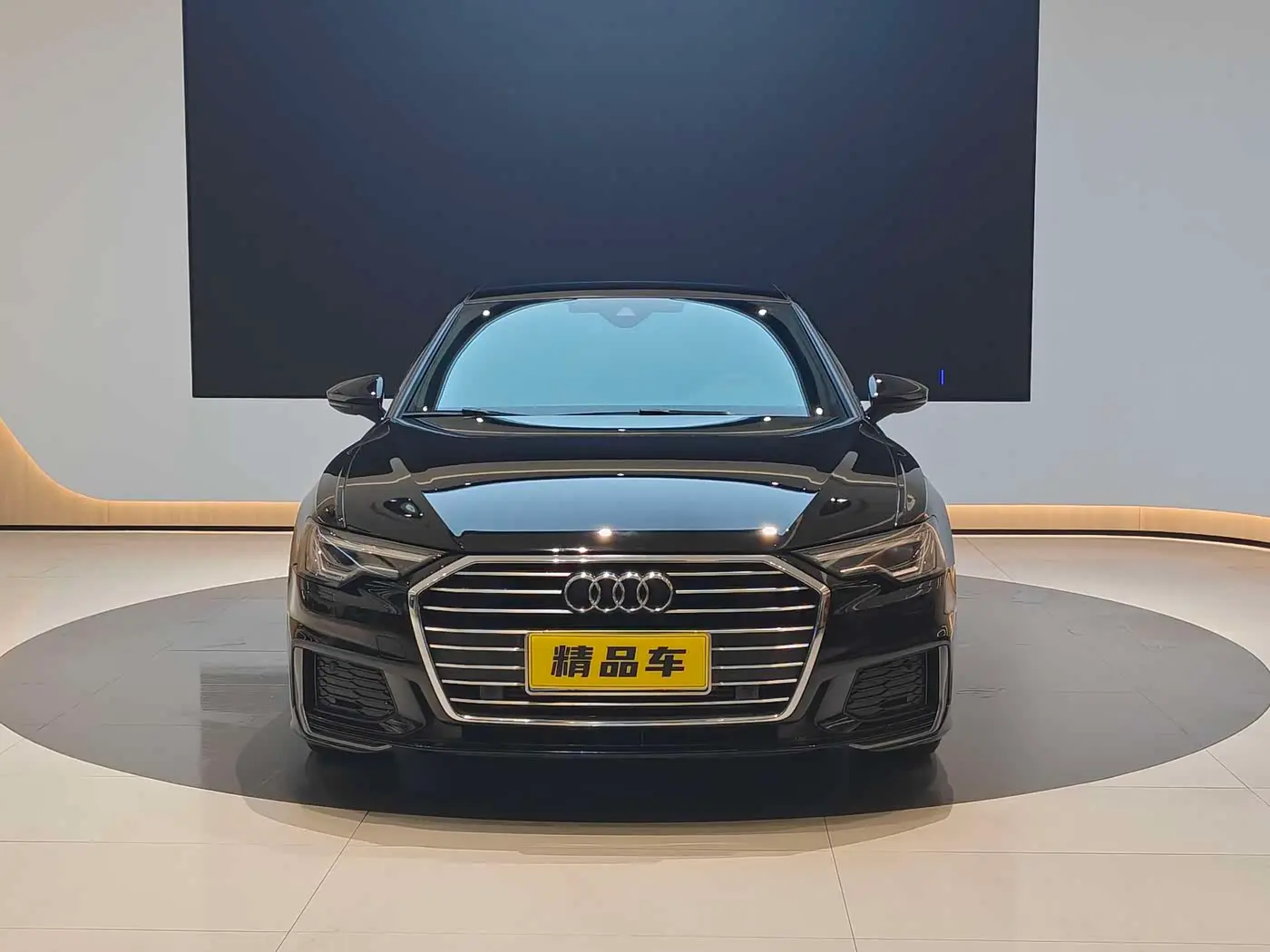 Audi A6L 2020 — Фото 2/13