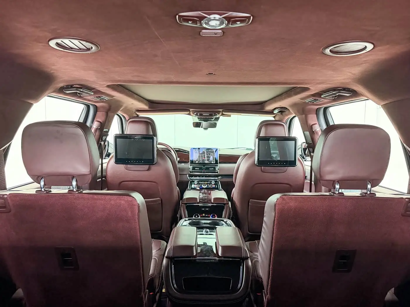 Lincoln Navigator 2022 — Фото 12/20