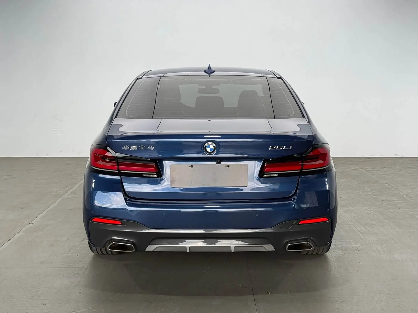 BMW 5 Series 2021 — Photo 6/16