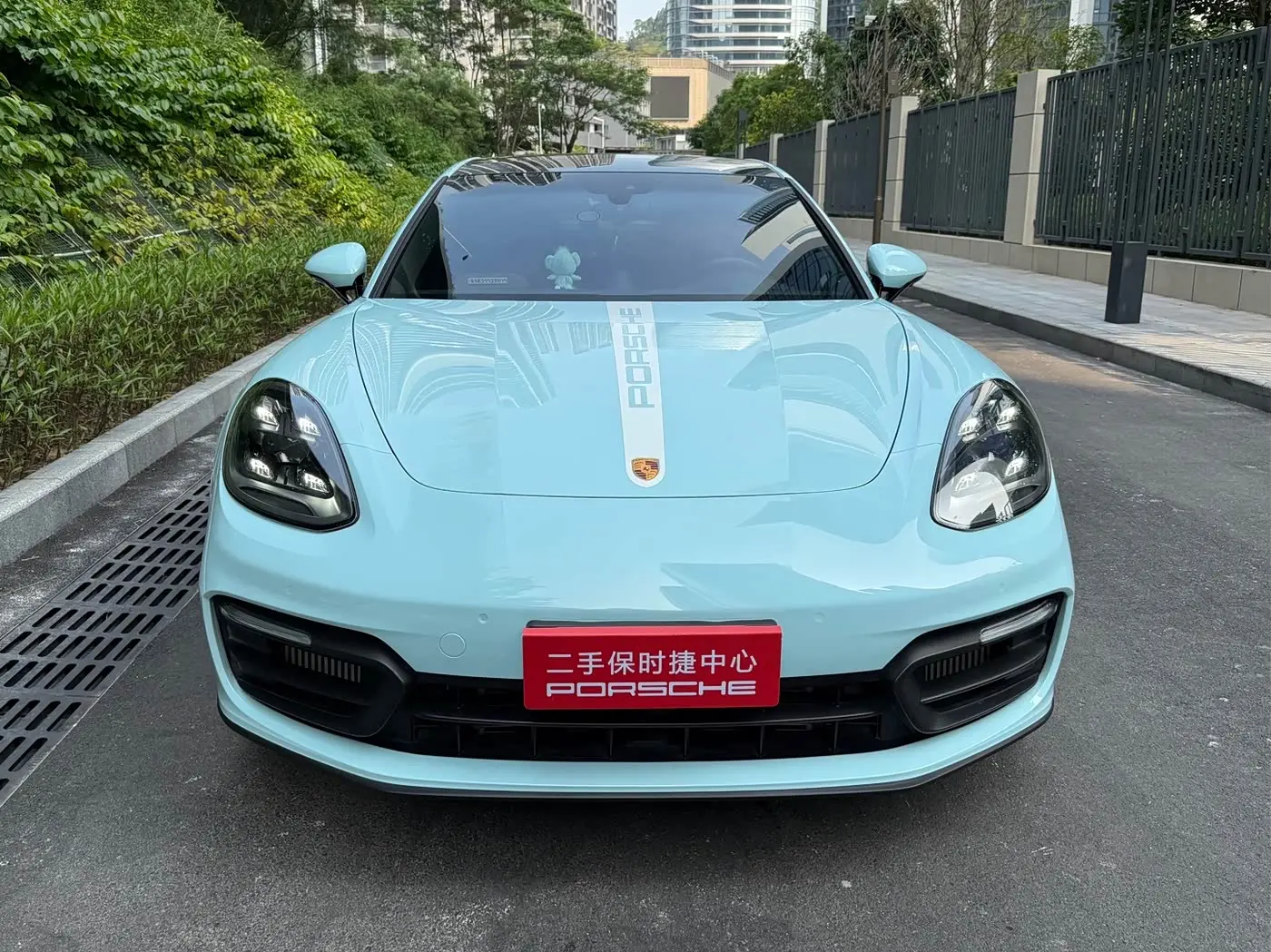 Porsche Panamera 2022 — Photo 2/14