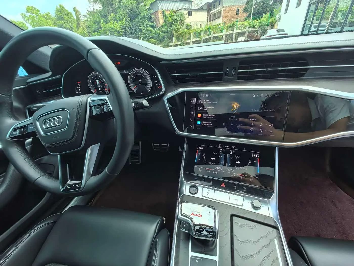 Audi A6L 2025 — Şəkil 9/15
