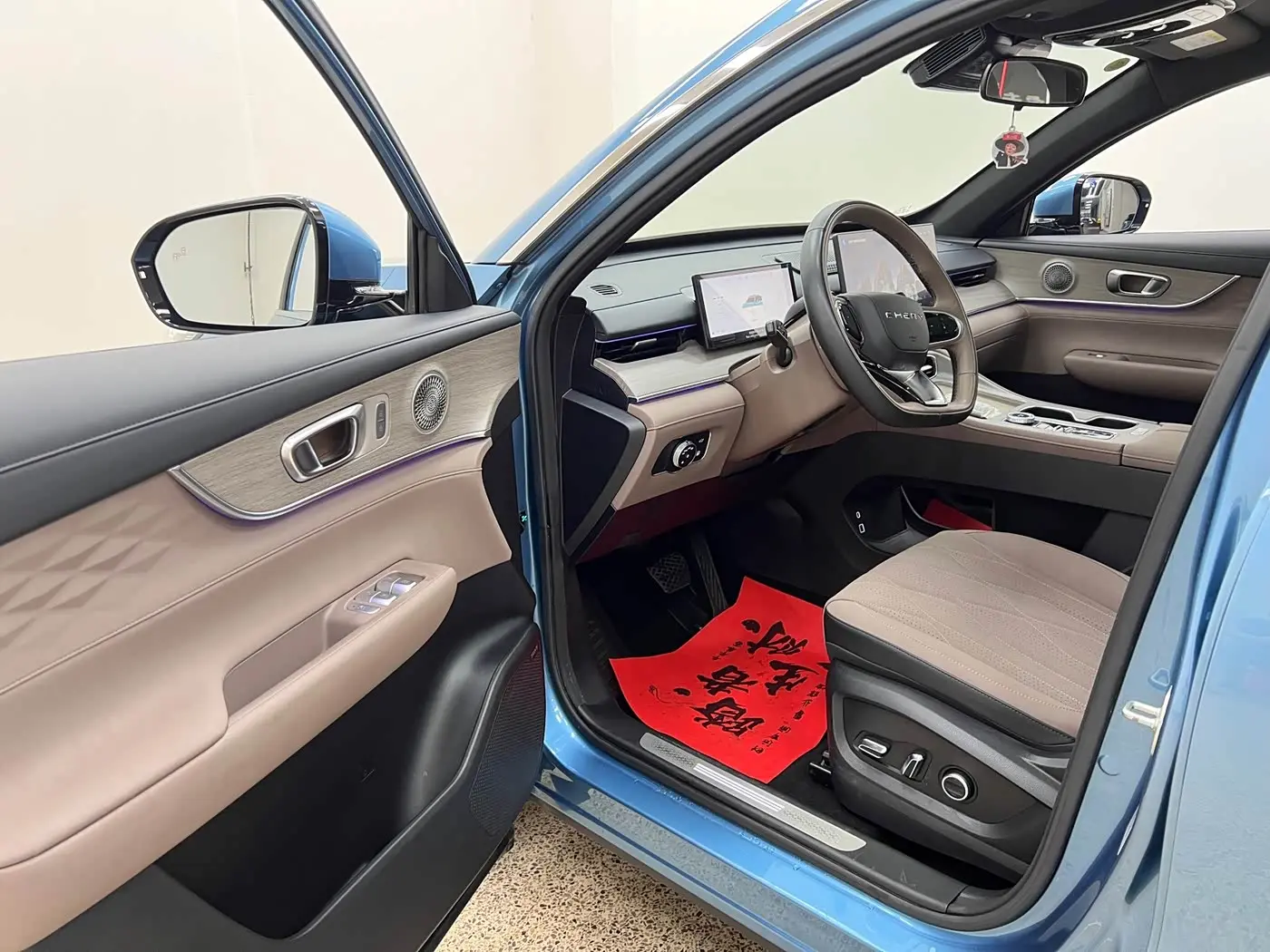 Chery Tiggo 8 PLUS C-DM 2024 — Фото 13/20