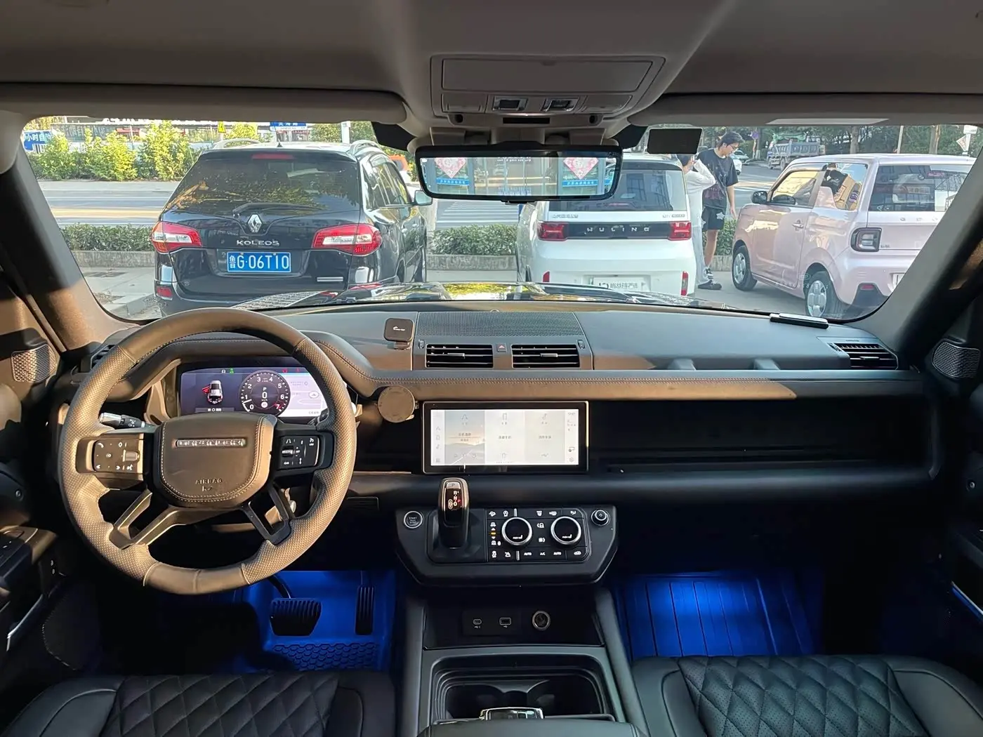 Land Rover Defender 2021 — Фото 4/10