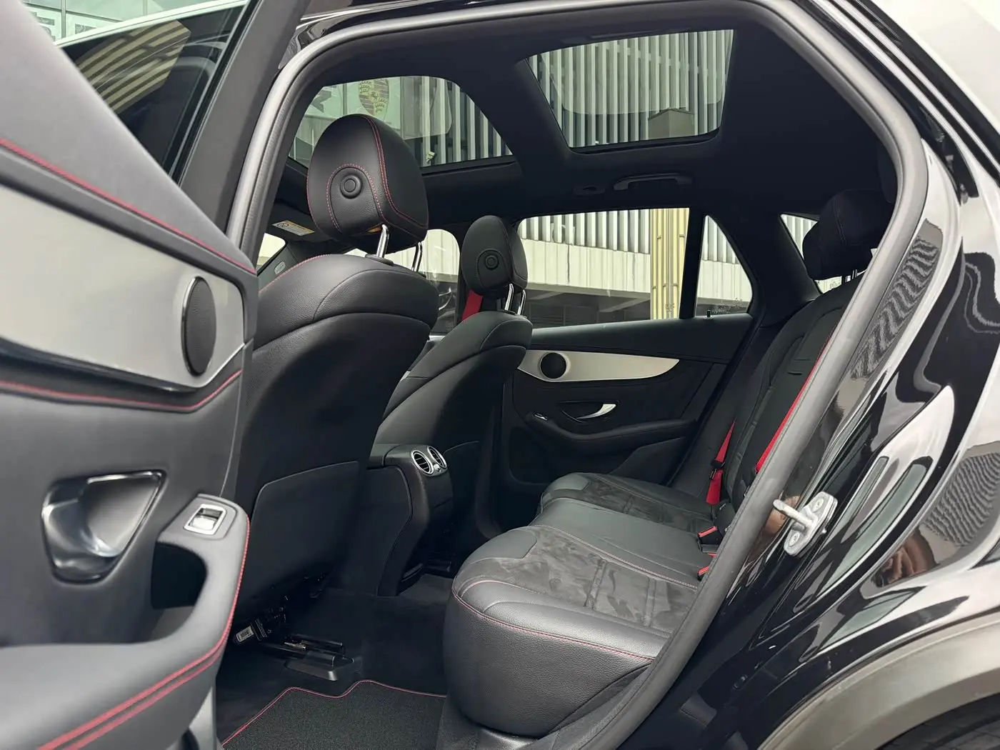 Mercedes-Benz GLC AMG 2019 — Фото 17/20