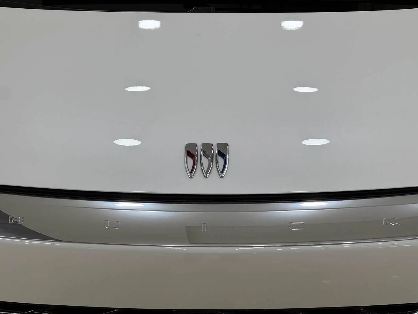 Buick Century 2024 — Photo 11/20