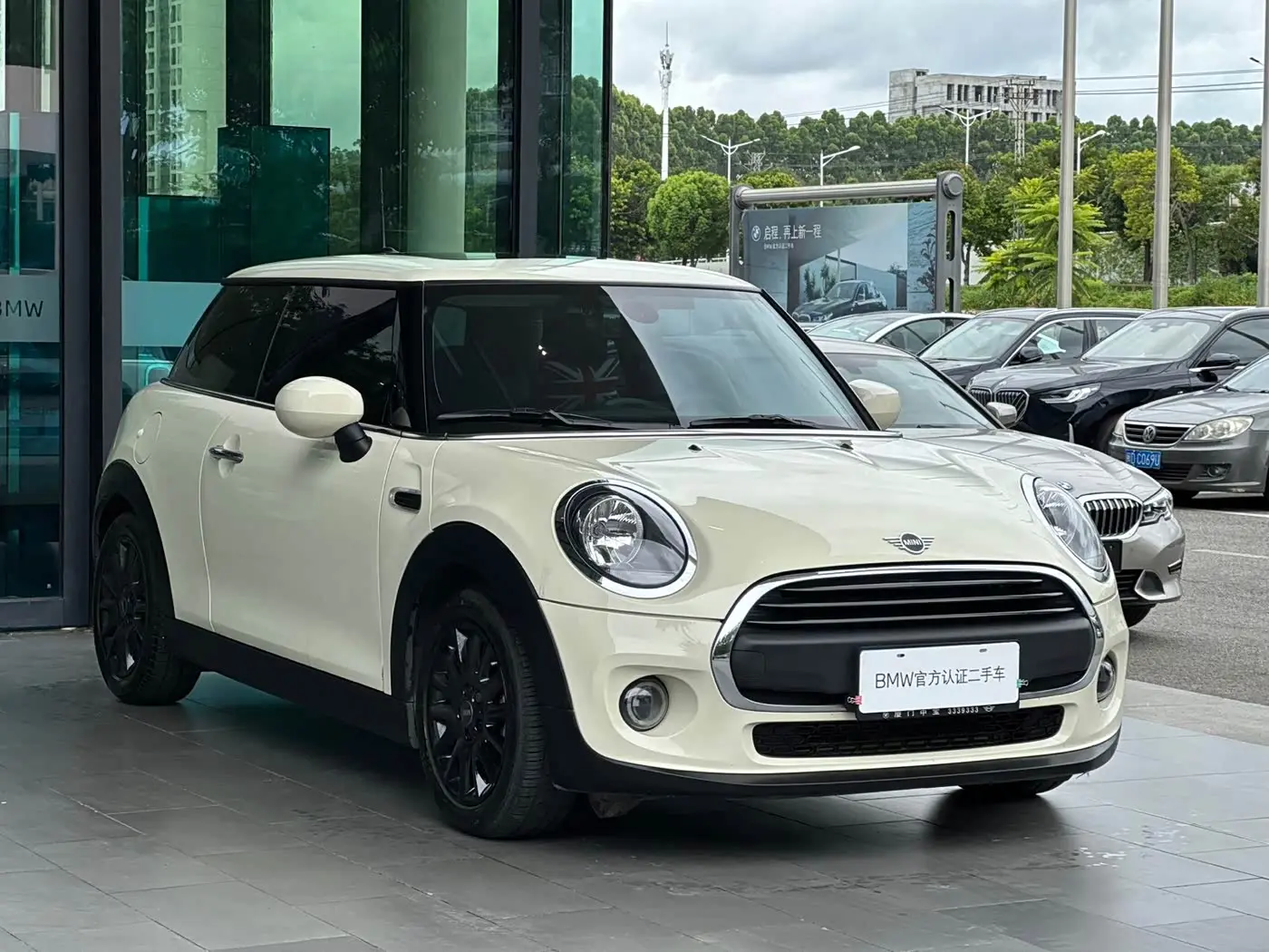 MINI MINI 2020 — Photo 2/19