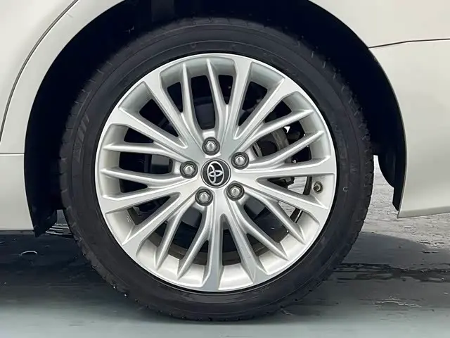 Toyota Camry 2019 — Фото 19/19