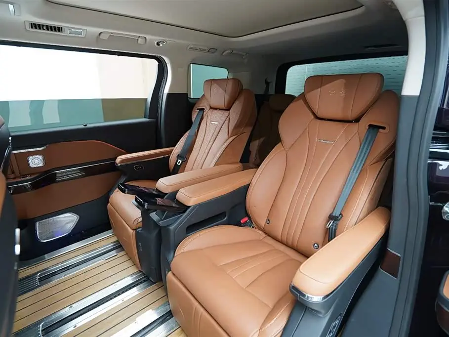 Hongqi HQ9 2024 — ფოტო 13/18