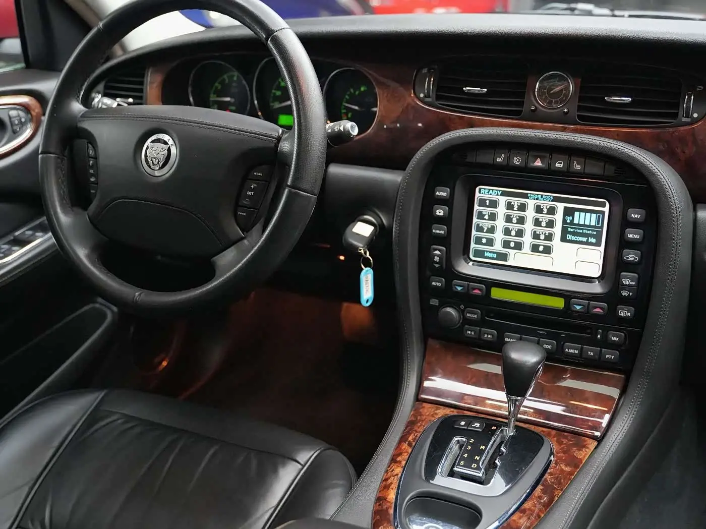 Jaguar XJ 2009 — Photo 13/20