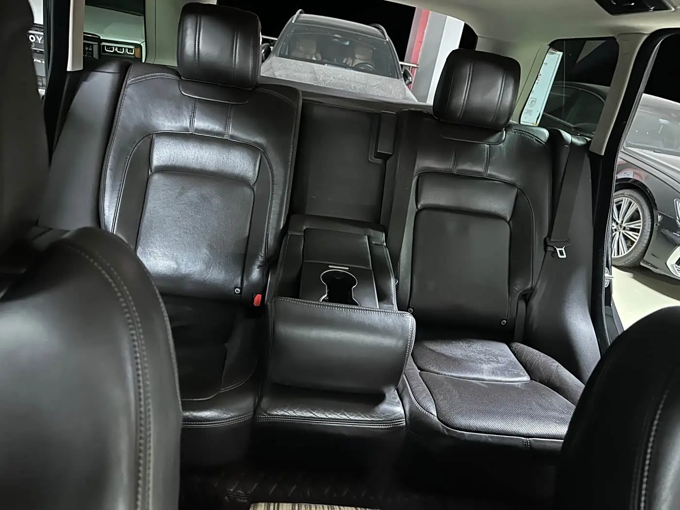 Land Rover Range Rover 2018 — Фото 12/16
