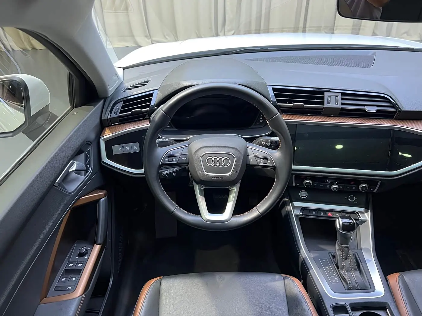 Audi Q3 2023 — Photo 10/20