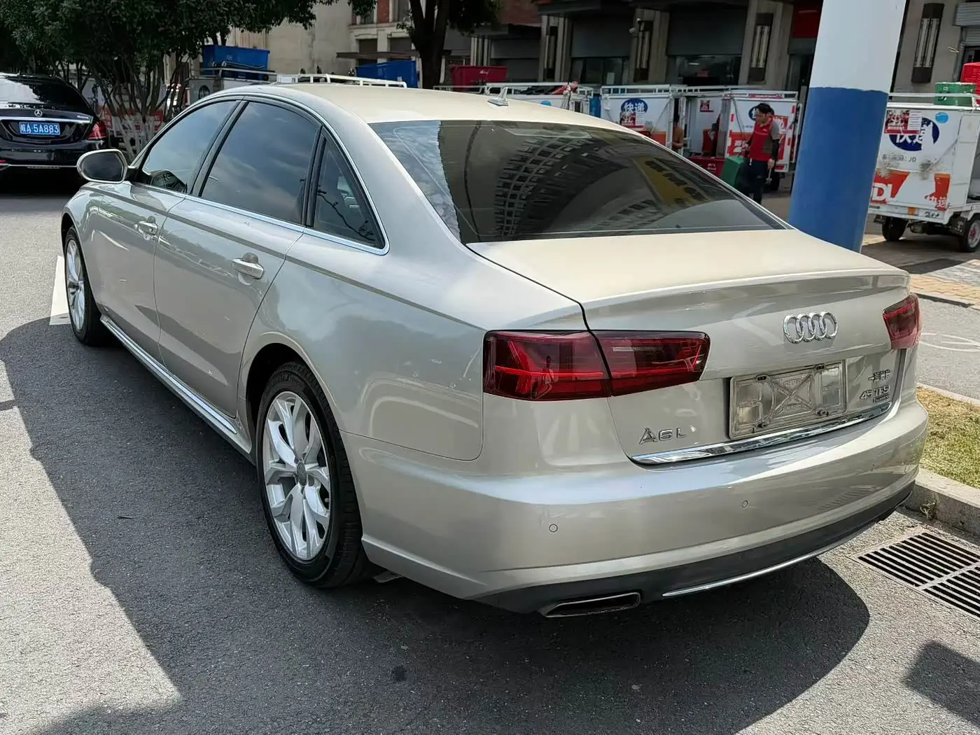 Audi A6L 2016 — Photo 4/7