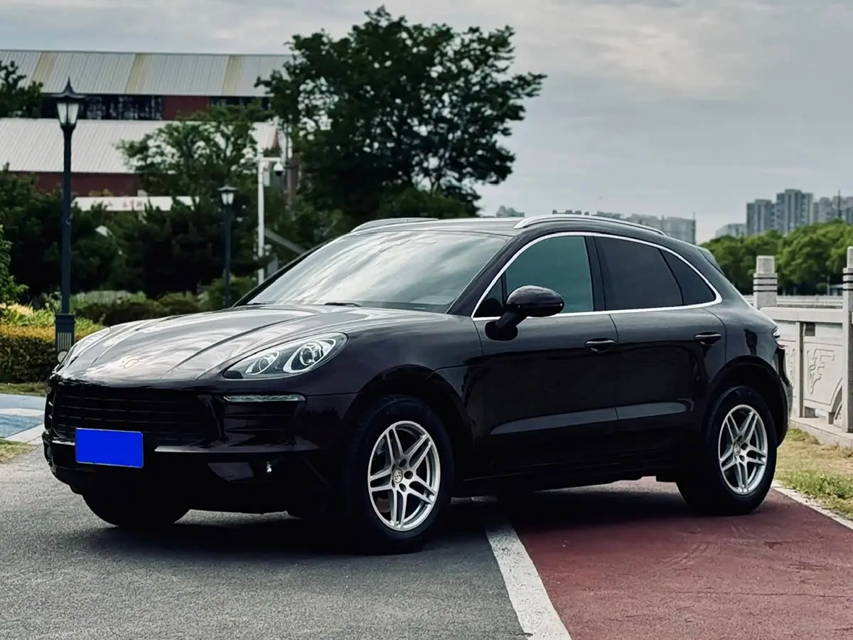 Porsche Macan 2018 — Photo 3/9