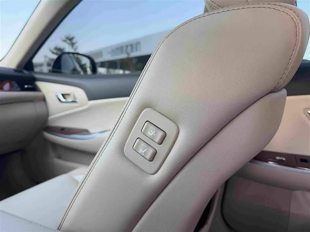 Toyota Crown 2014 — Фото 14/20