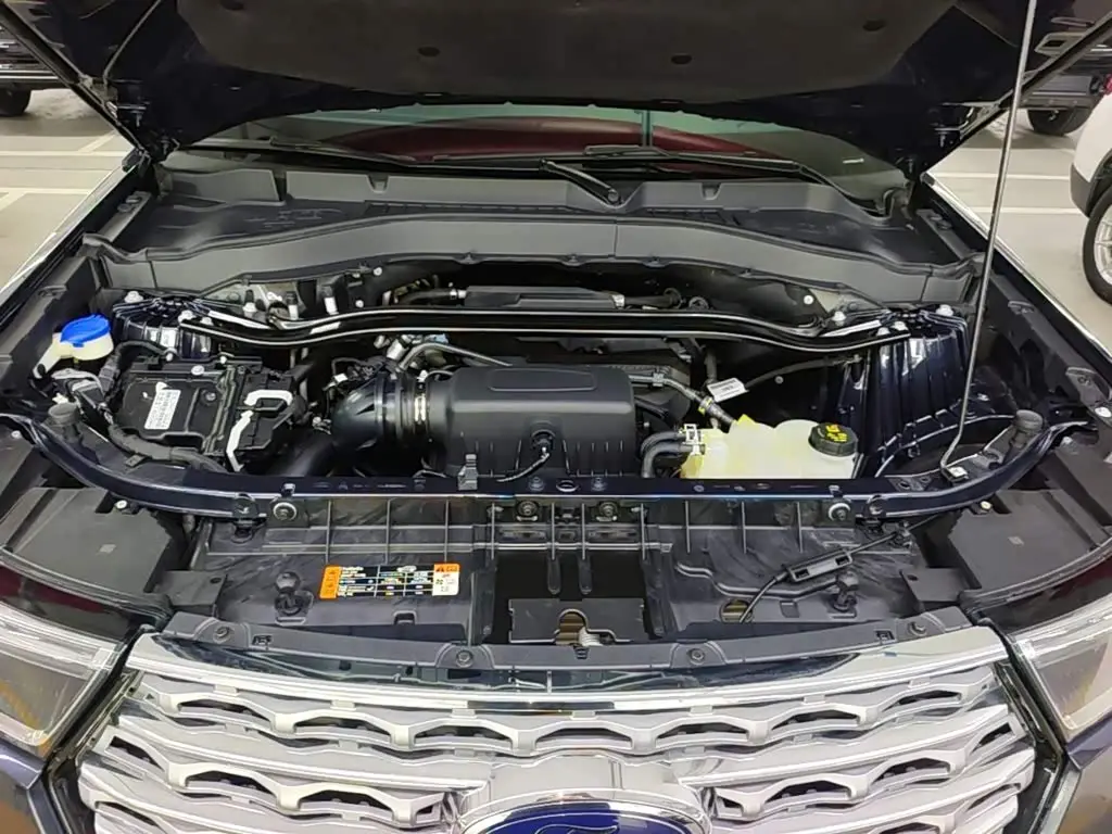 Ford Explorer 2022 — Photo 20/20