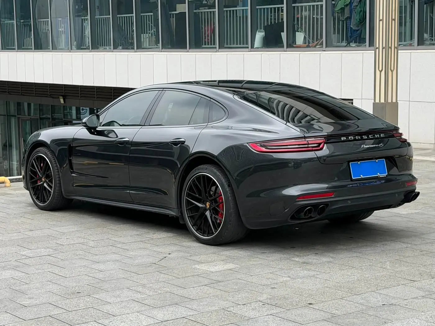 Porsche Panamera 2020 — Фото 10/10