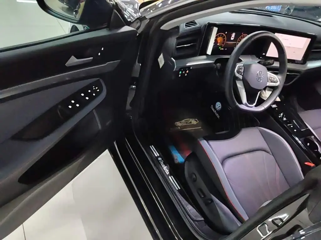 Volkswagen Lamando 2024 — Photo 16/20