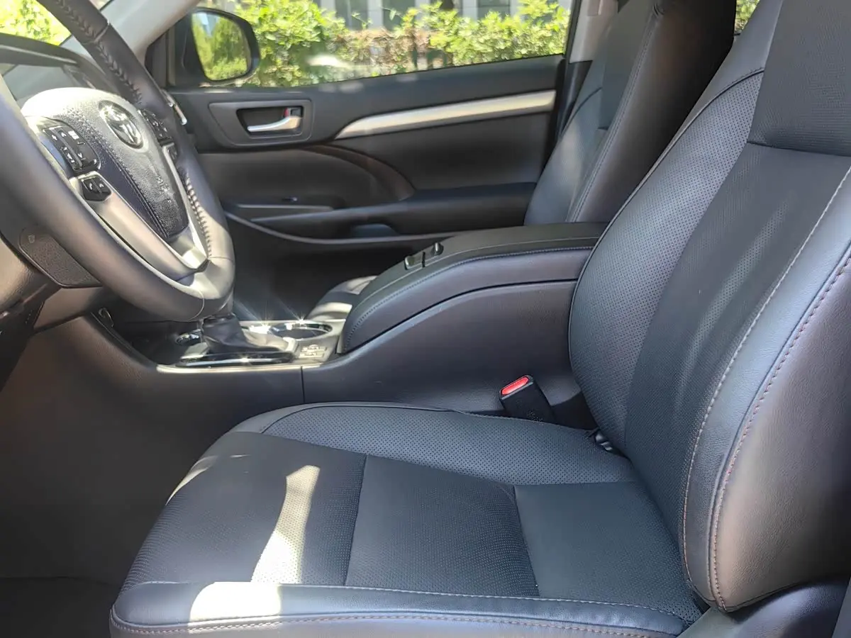 Toyota Highlander 2021 — Şəkil 9/20