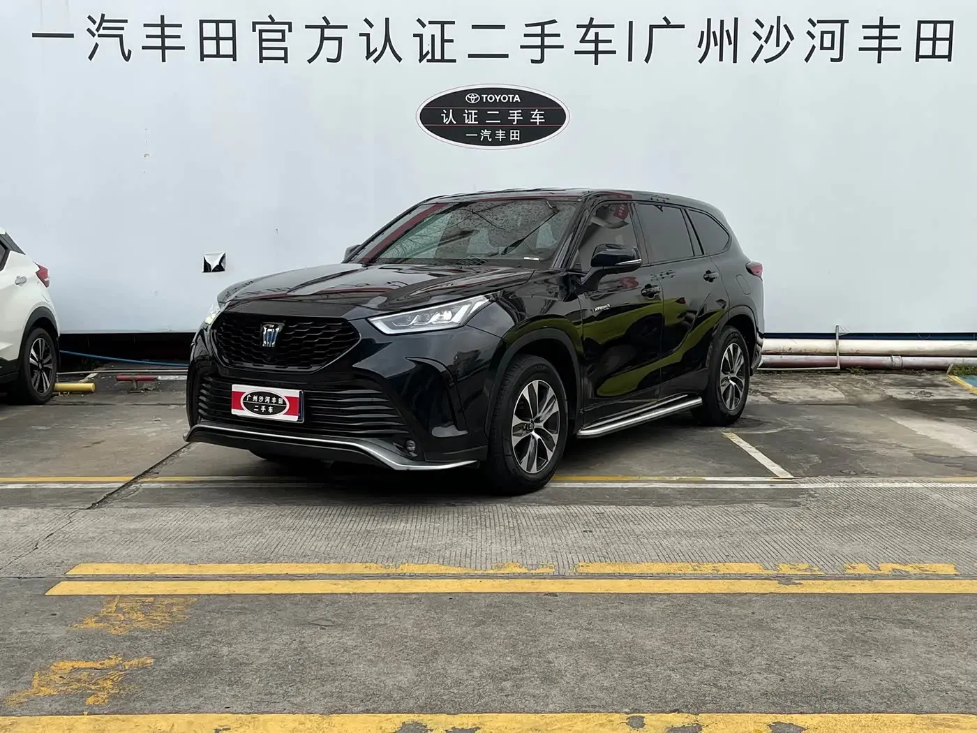Toyota Crown Kluger 2024 — Photo 1/20