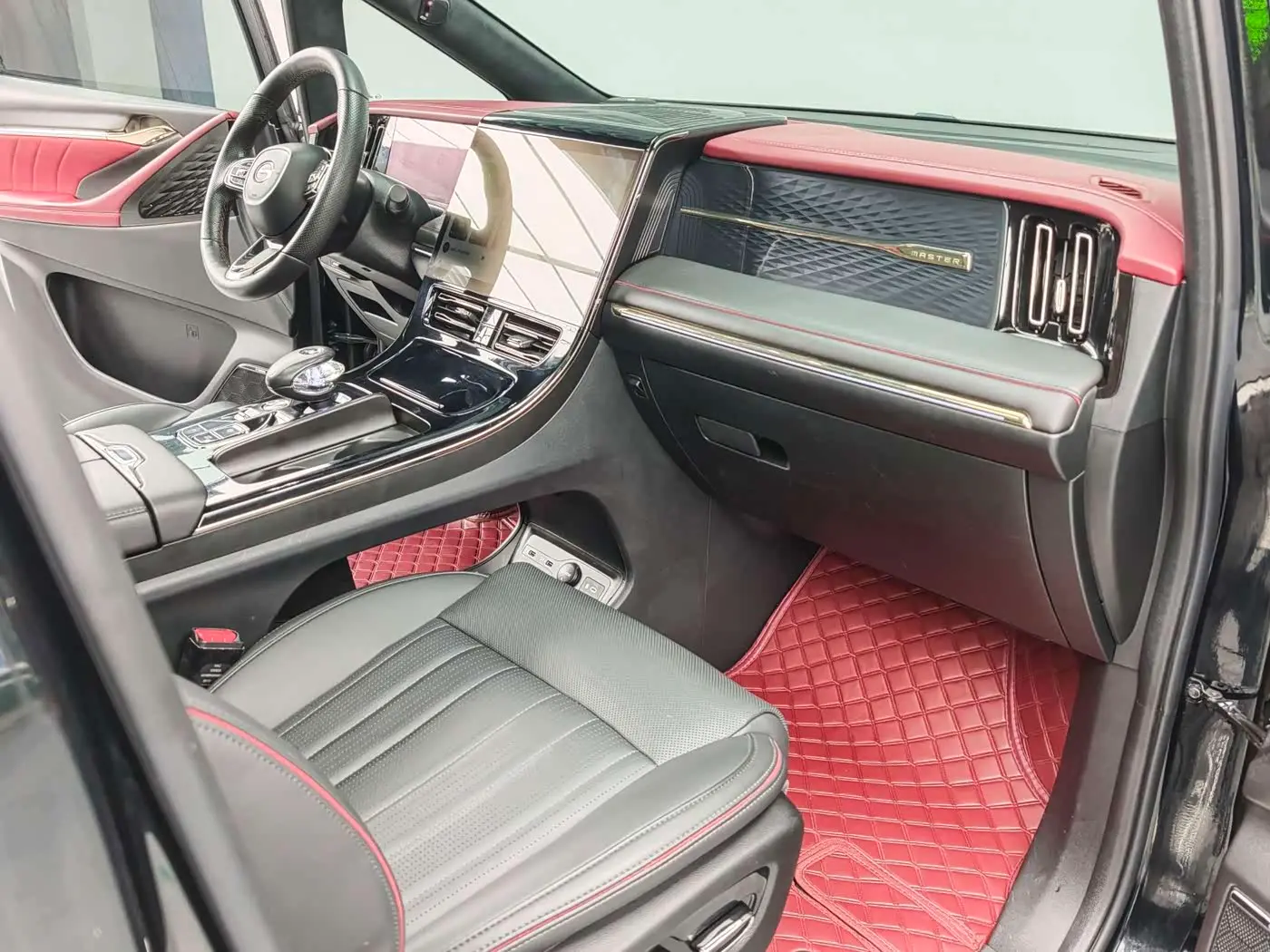 GAC Trumpchi Trumpchi M8 2023 — Фото 9/14