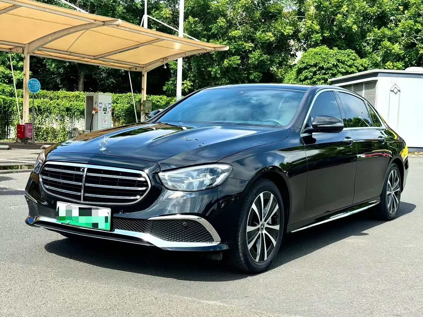 Mercedes-Benz E-Class New Energy 2022 — Şəkil 1/9