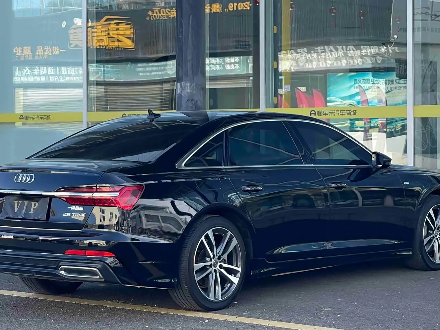 Audi A6L 2020 — Photo 7/9