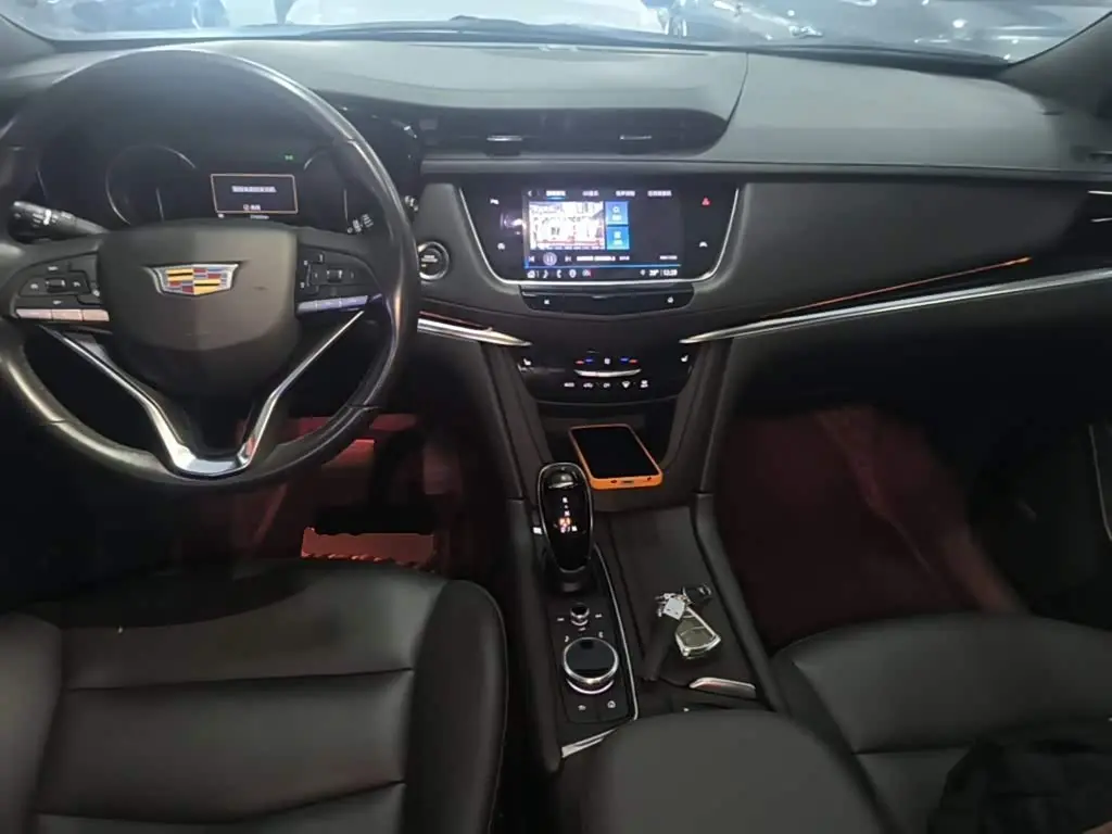 Cadillac XT6 2023 — Фото 9/19