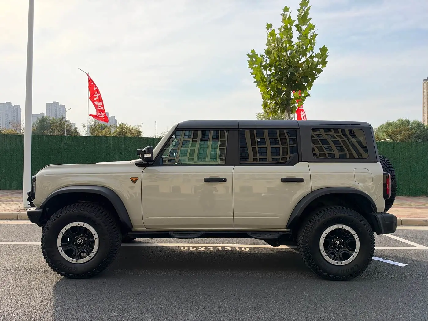 Ford Bronco 2025 — ფოტო 8/20