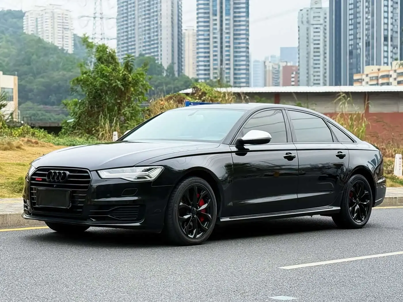 Audi A6L 2017 — Photo 1/19
