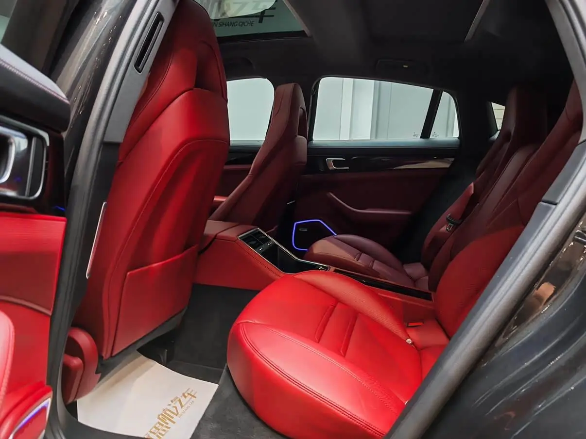 Porsche Panamera 2023 — Photo 17/17